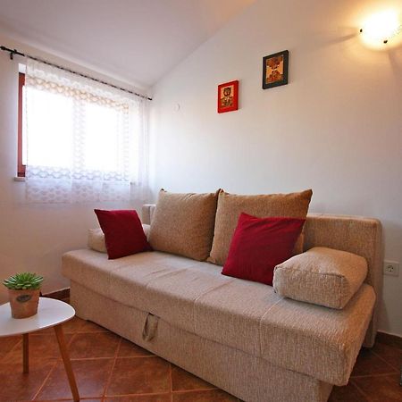 Brijunisol - 3 Apartments Top Position Near The Beautiful Beach Fažana Zewnętrze zdjęcie