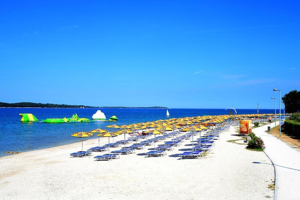 Brijunisol - 3 Apartments Top Position Near The Beautiful Beach Fažana Zewnętrze zdjęcie