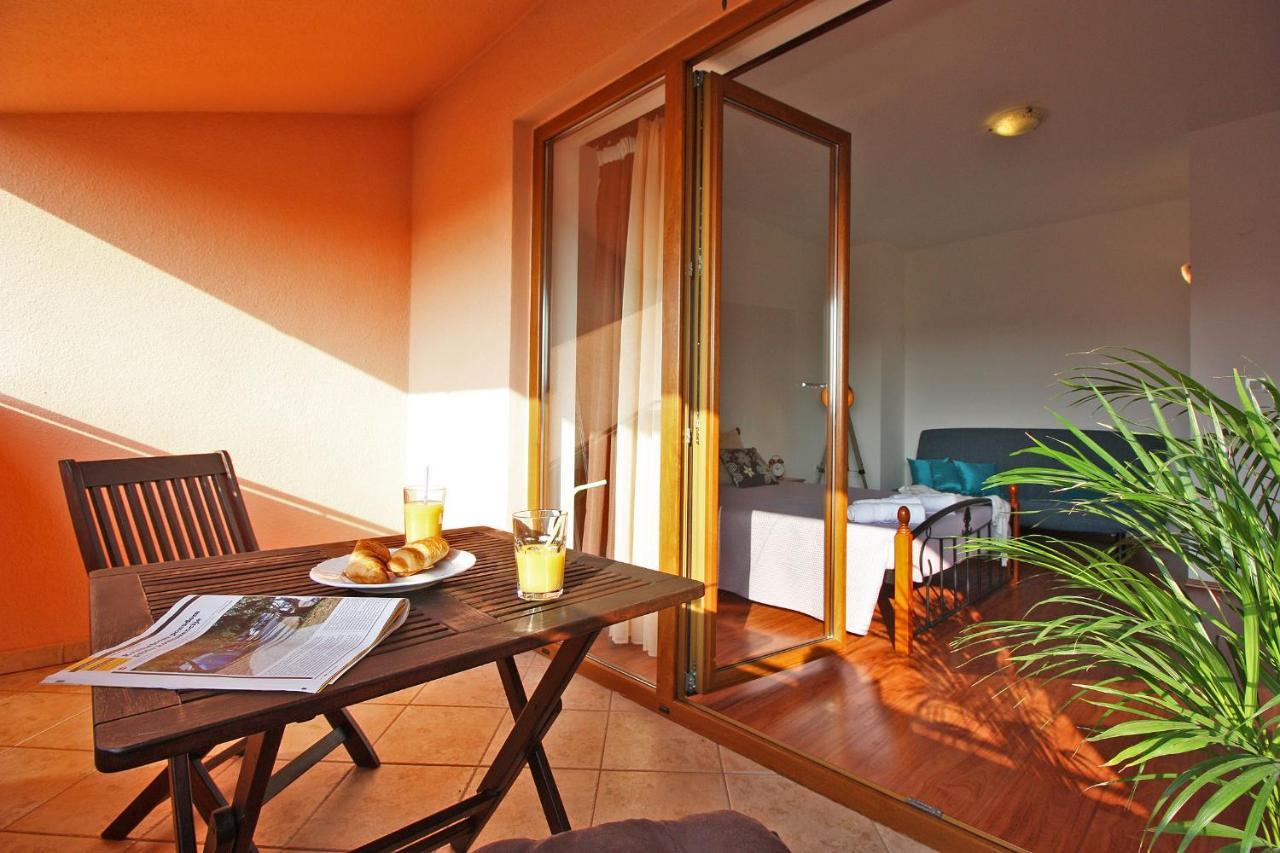 Brijunisol - 3 Apartments Top Position Near The Beautiful Beach Fažana Zewnętrze zdjęcie