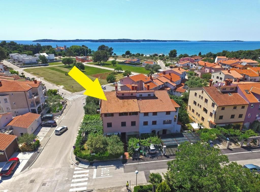 Brijunisol - 3 Apartments Top Position Near The Beautiful Beach Fažana Zewnętrze zdjęcie