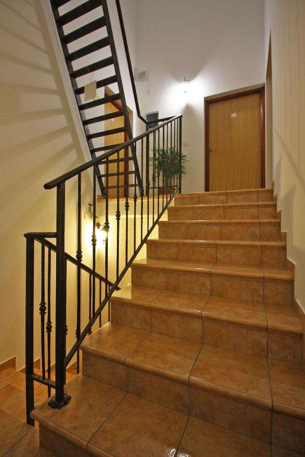 Brijunisol - 3 Apartments Top Position Near The Beautiful Beach Fažana Zewnętrze zdjęcie